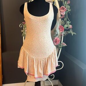 Sleeveless summer dress